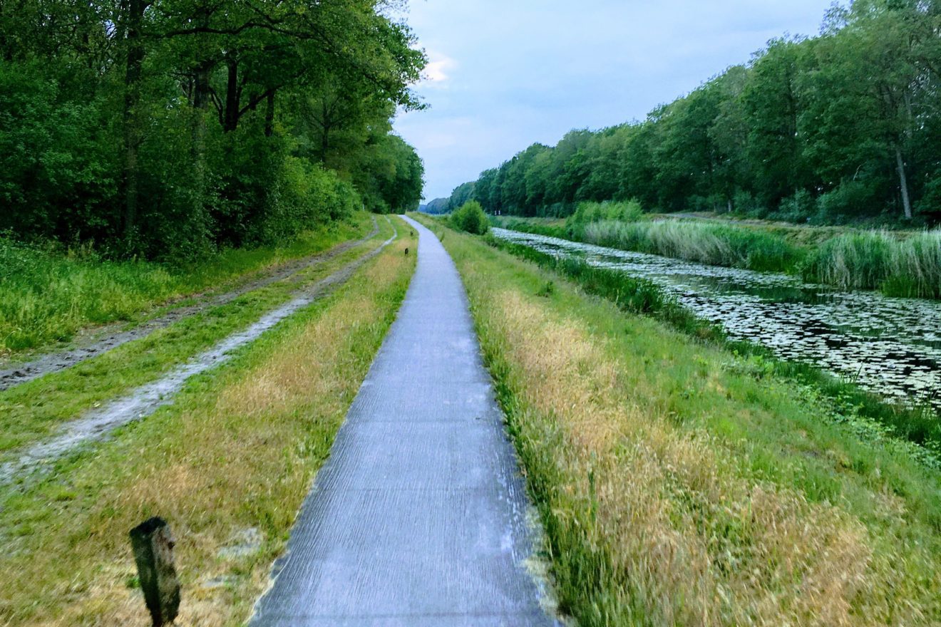 Dinkelland verbreitert Radweg am Nordhorn-Almelo-Kanal